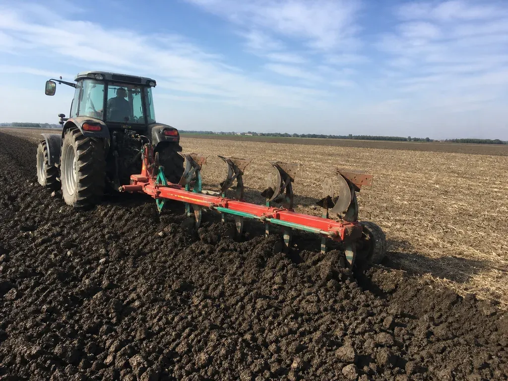 4WD Tractors